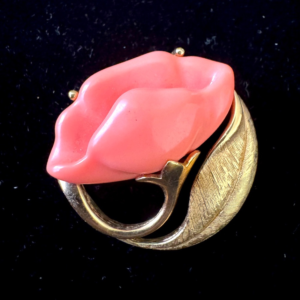 Vintage Avon Pink Flower Brooch with Gold Leaf Accent